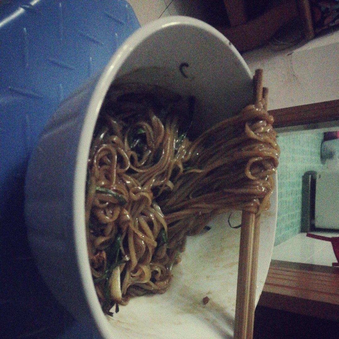 10分钟搞定的一碗葱油拌面