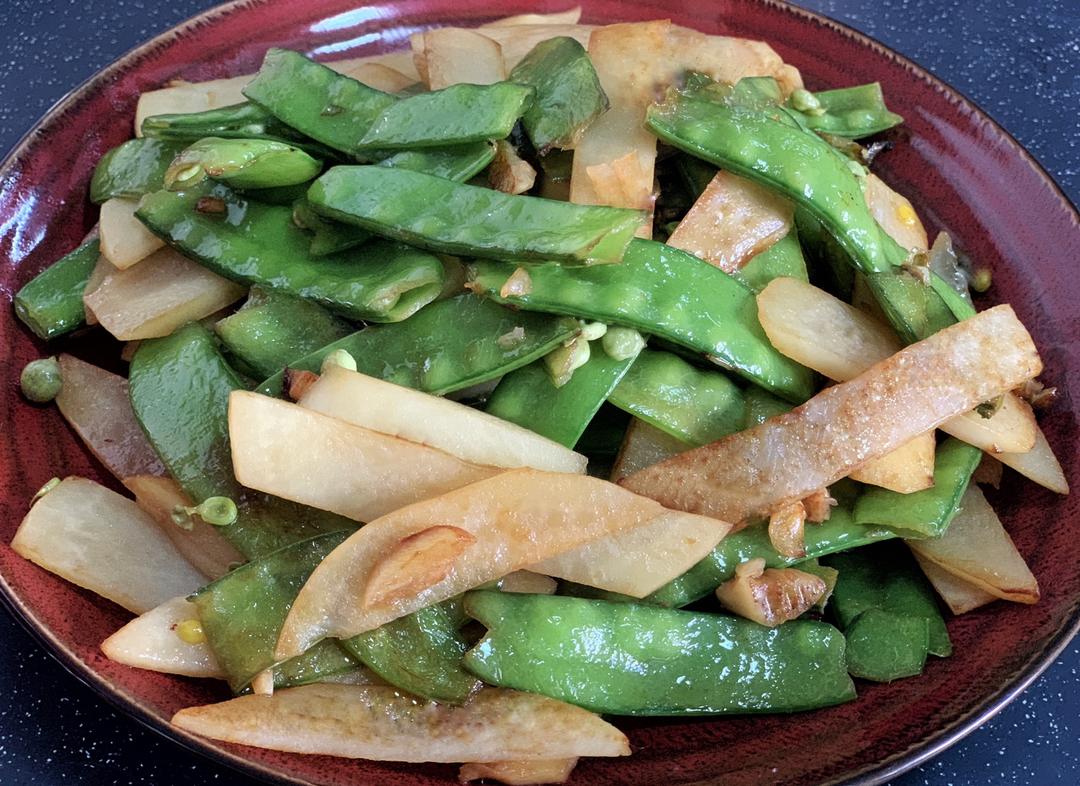 懒人版炒荷兰豆土豆的做法