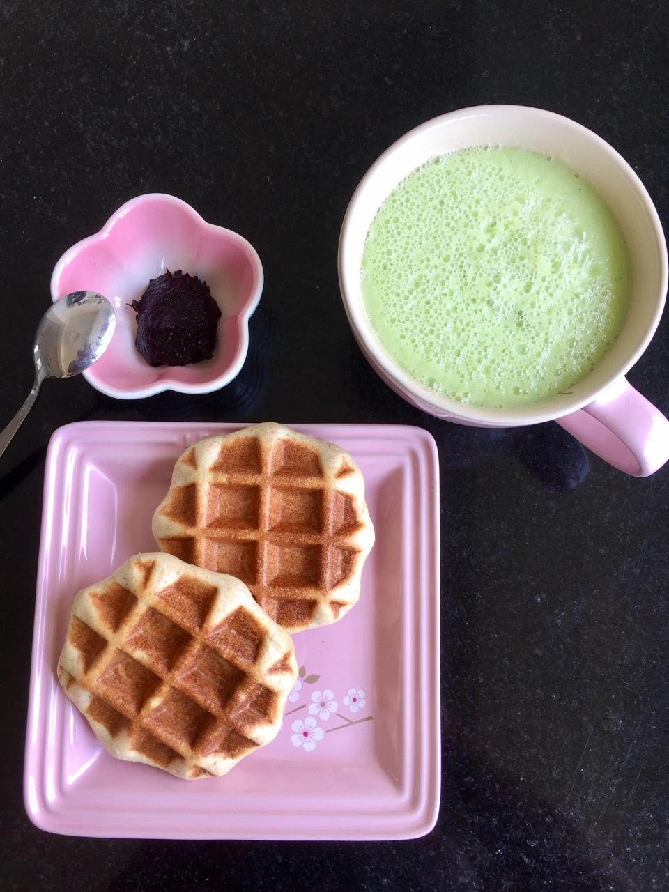 麦麸肉松华夫饼