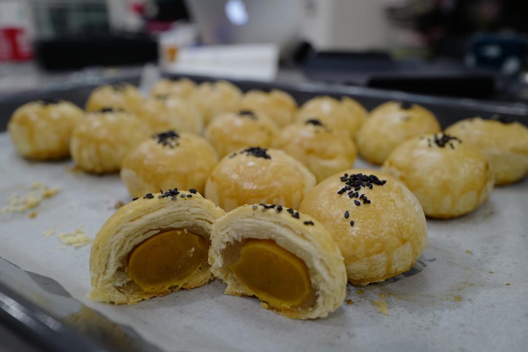 蛋黄酥酥酥（超级奶香黄油版）