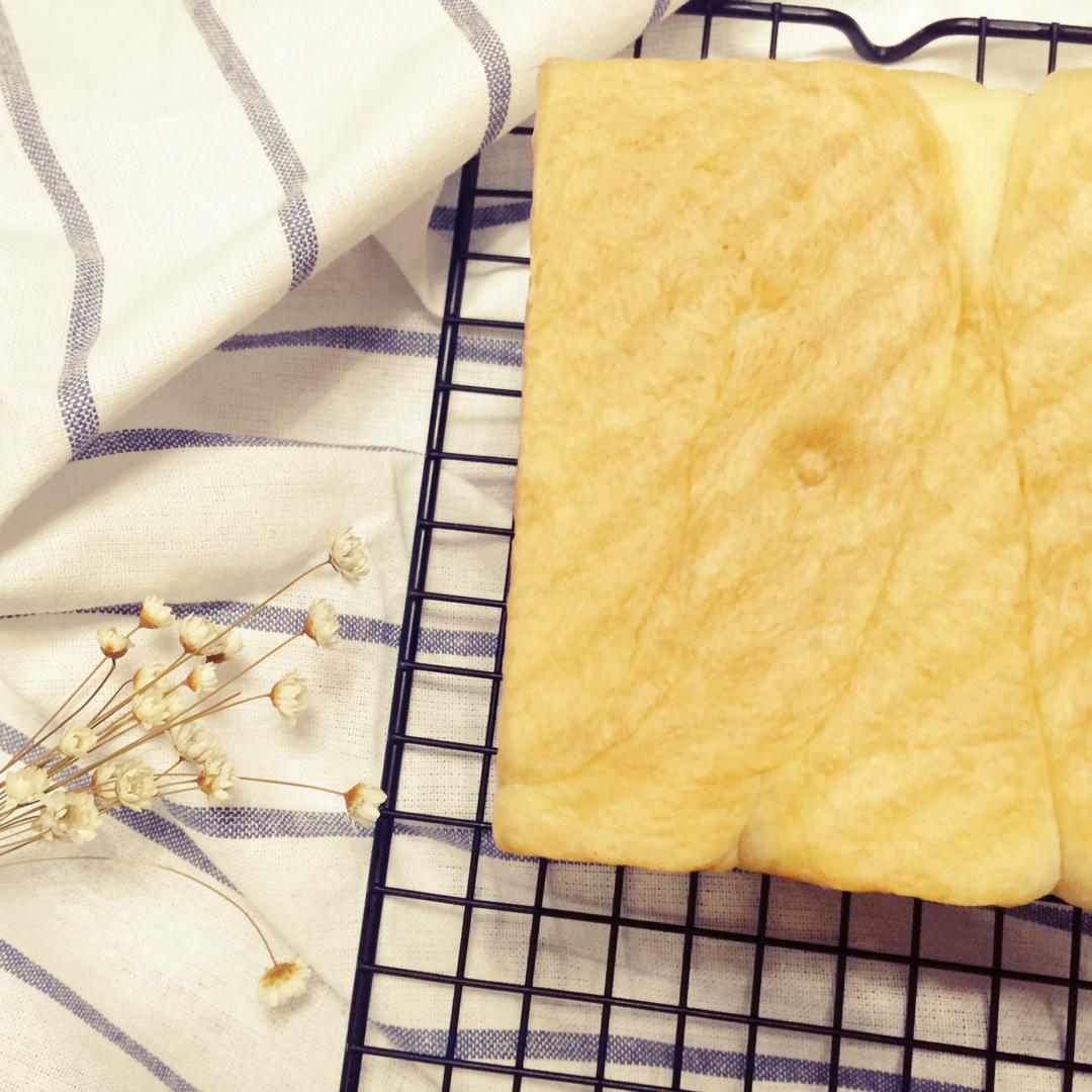 奶香超浓郁的淡奶油吐司（消灭淡奶油）