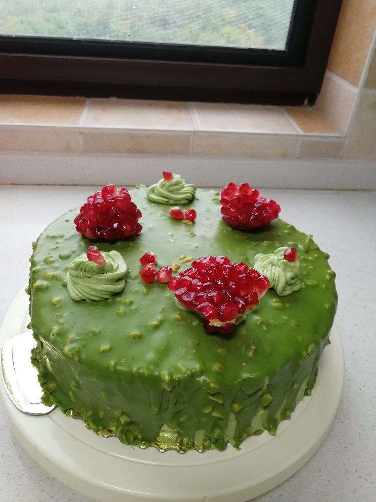 树莓抹茶梦龙蛋糕
