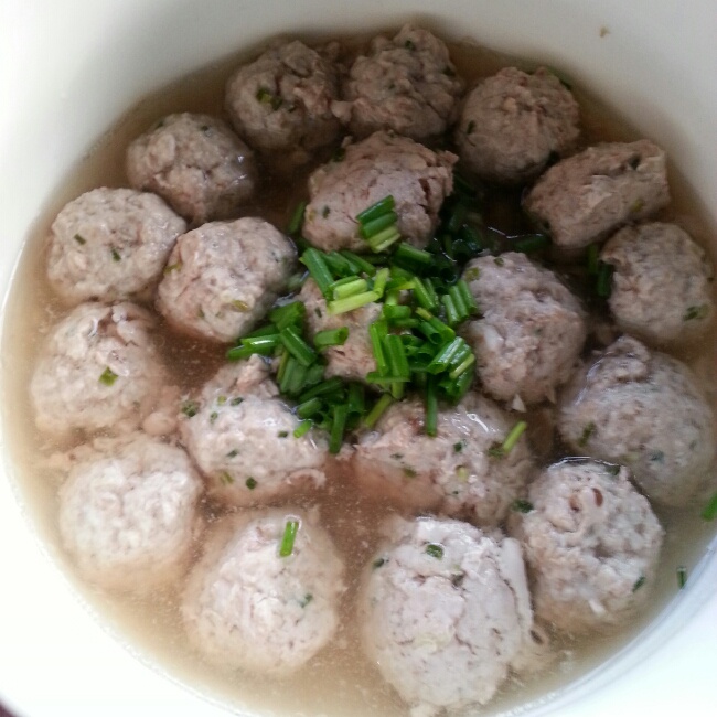 乱了夏末蓝了海做的蒸肉丸