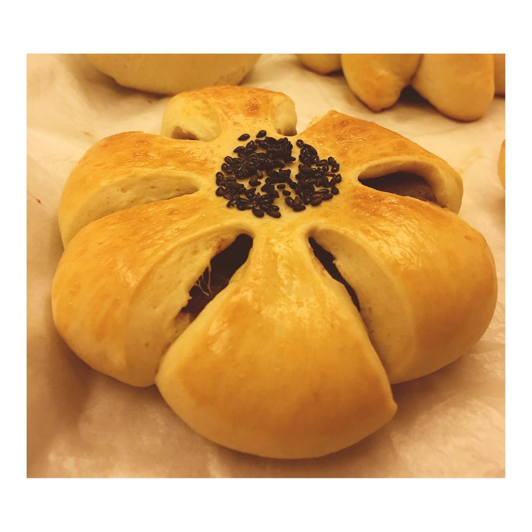 红豆沙面包
