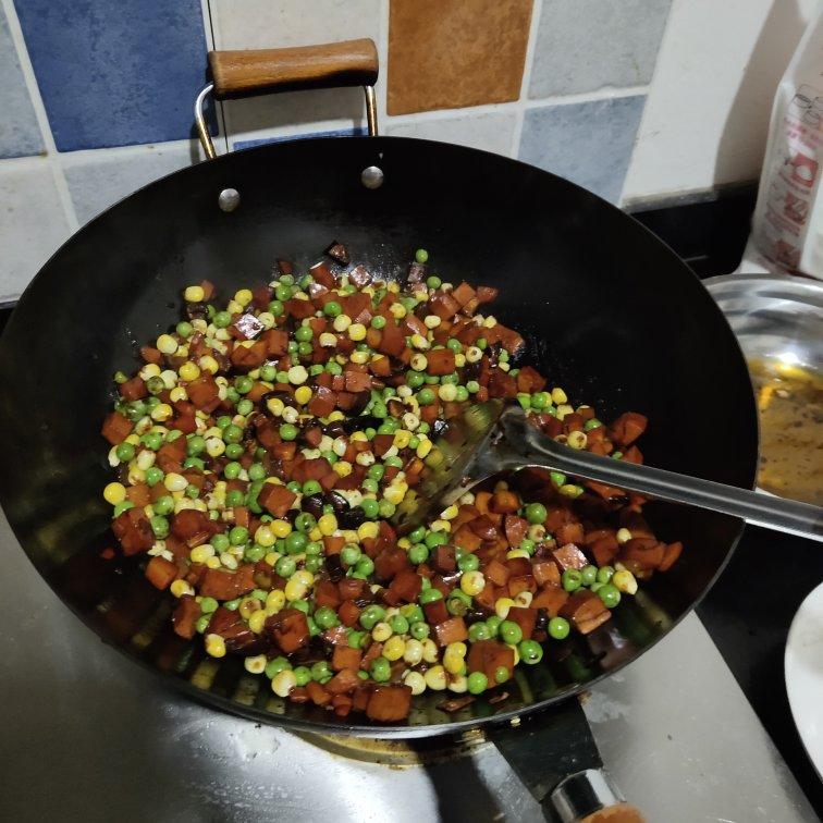 把陈乔恩吃哭的焖饭，我一口气连吃3碗，学会后再也不想吃外卖了