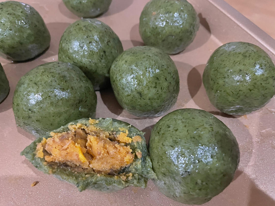 清明必吃的艾草青团