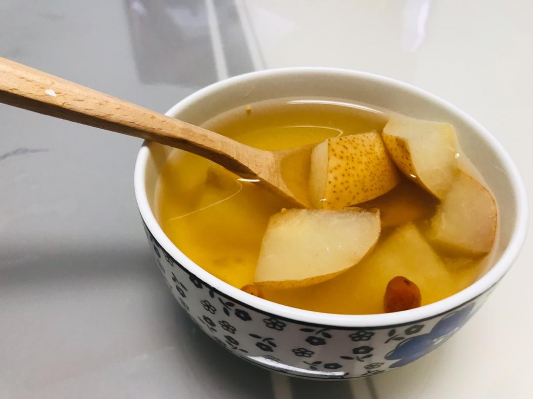 百香果的柠檬做的冰糖川贝雪梨汤