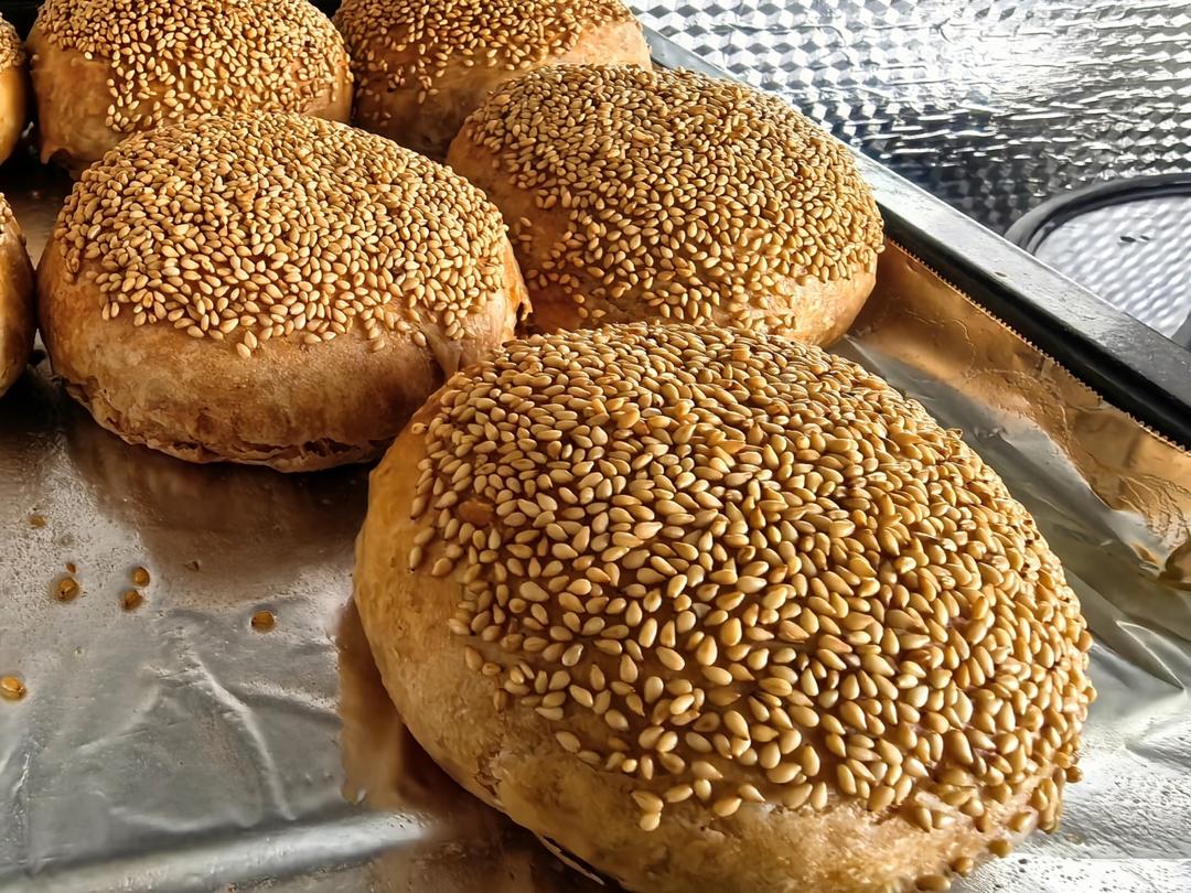 老北京麻酱烧饼 酥香可口 层次分明 附细节视频详解