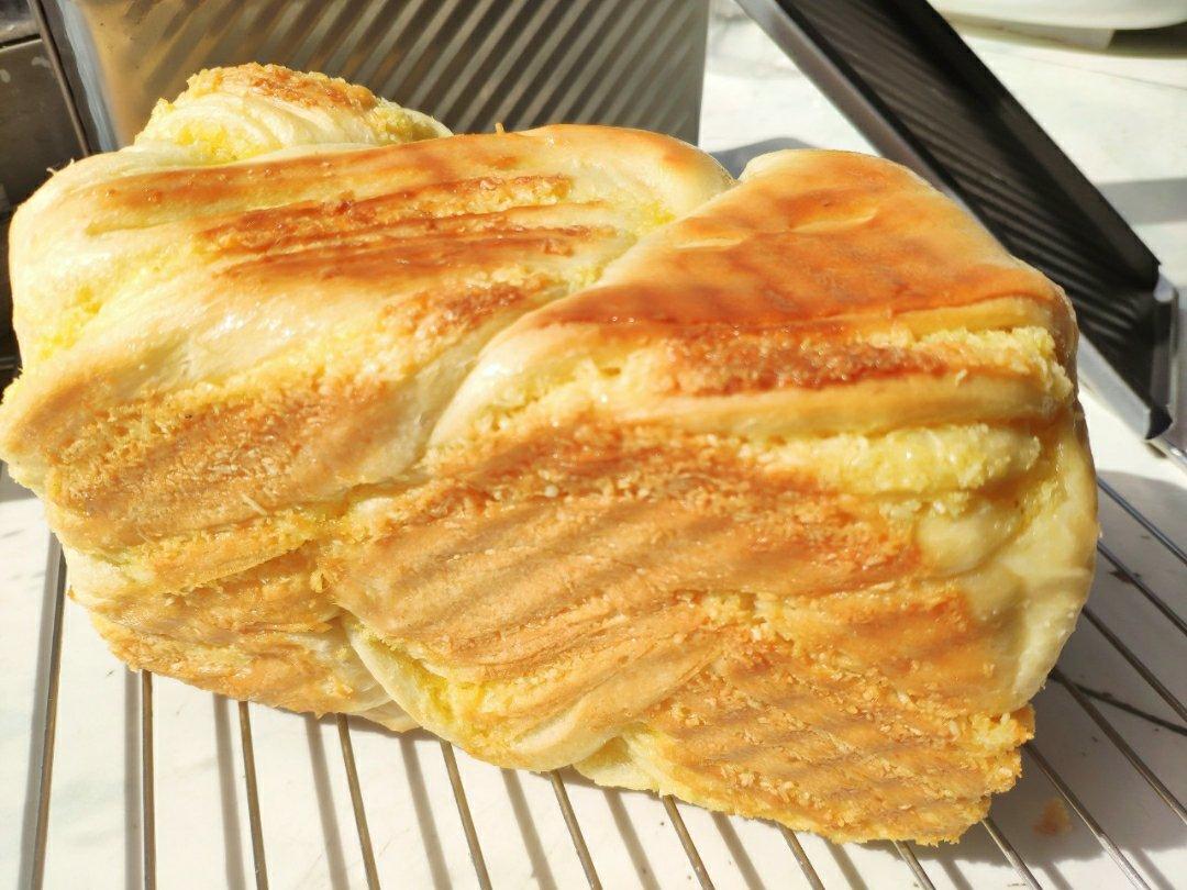 椰蓉吐司面包 Coconut Loaf