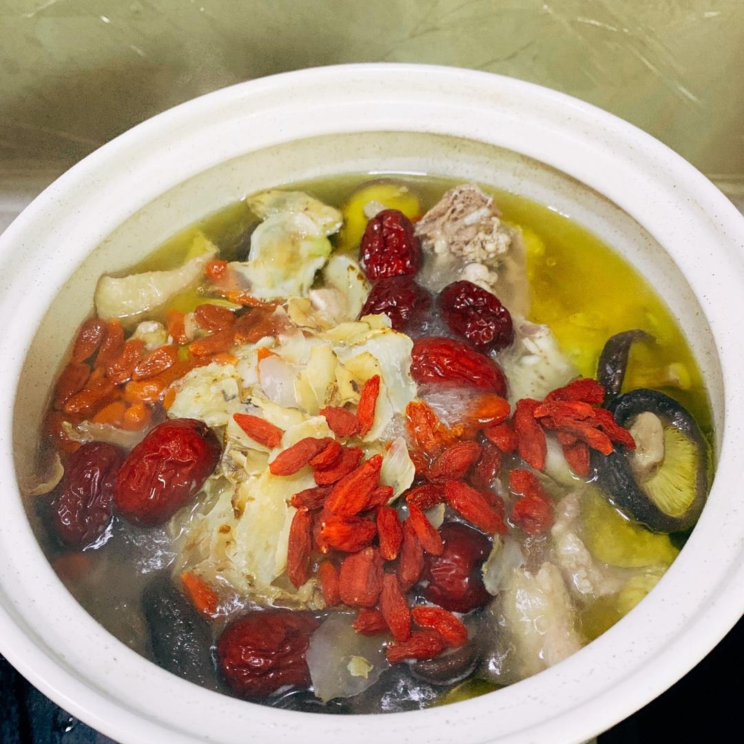 红枣鸡汤
