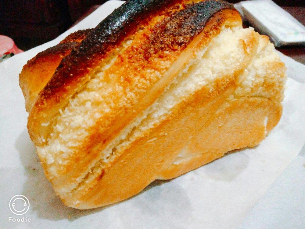 椰蓉吐司面包 Coconut Loaf