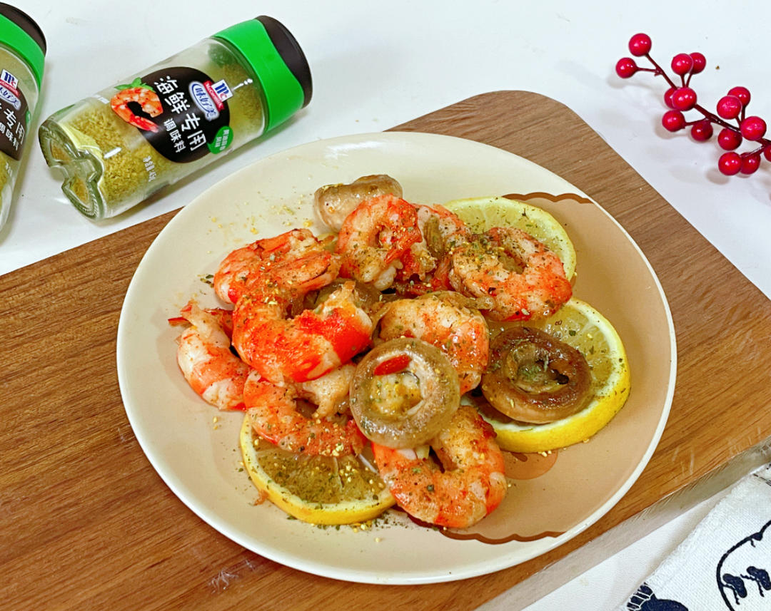 地中海蒜香虾仁配蘑菇