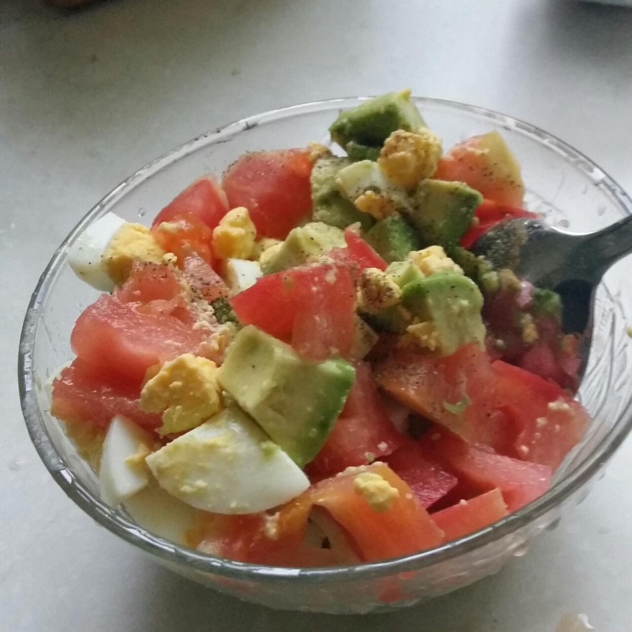 早餐之牛油果鸡蛋沙拉