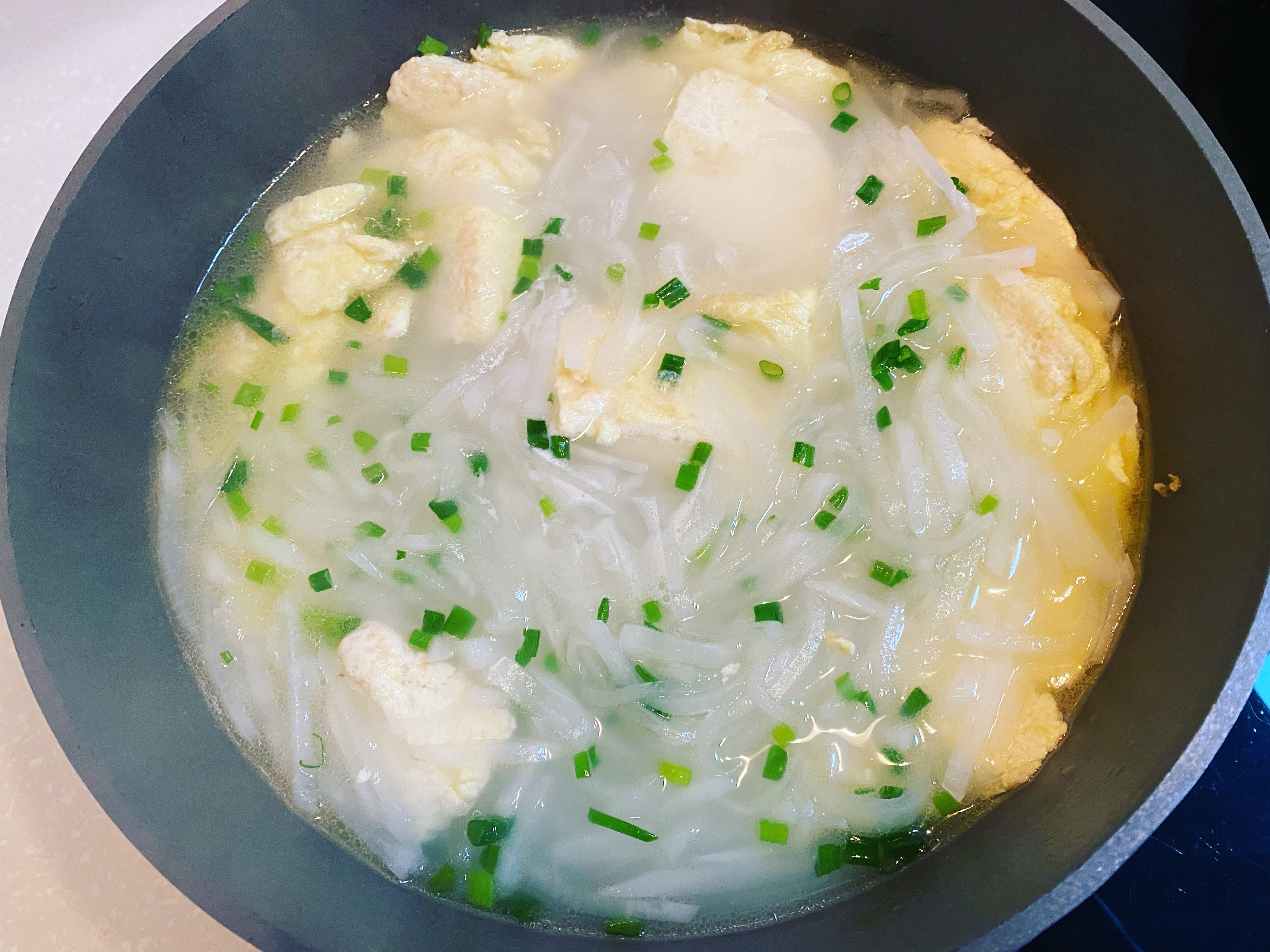 萝卜鸡蛋豆腐汤