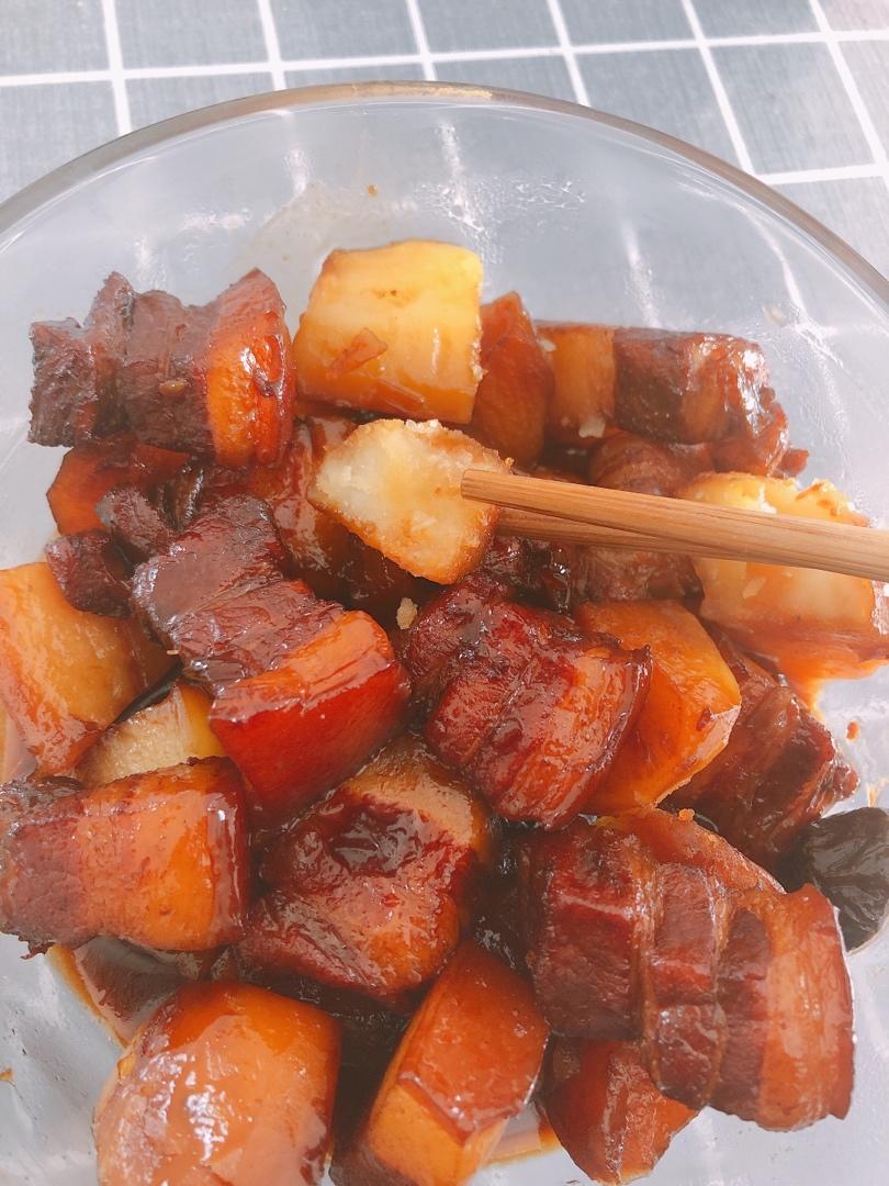 堂妈小厨——小土豆红烧肉