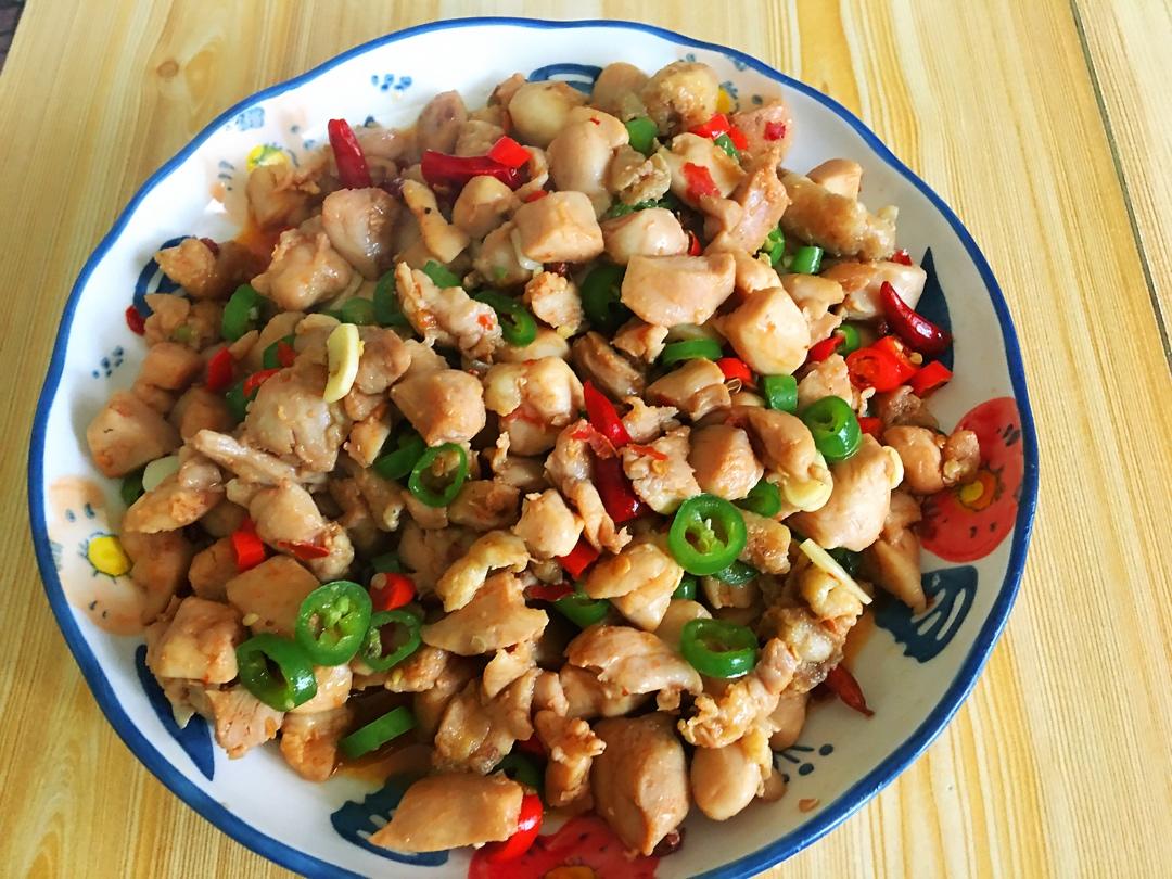 炒鸡下饭菜～辣子鸡丁