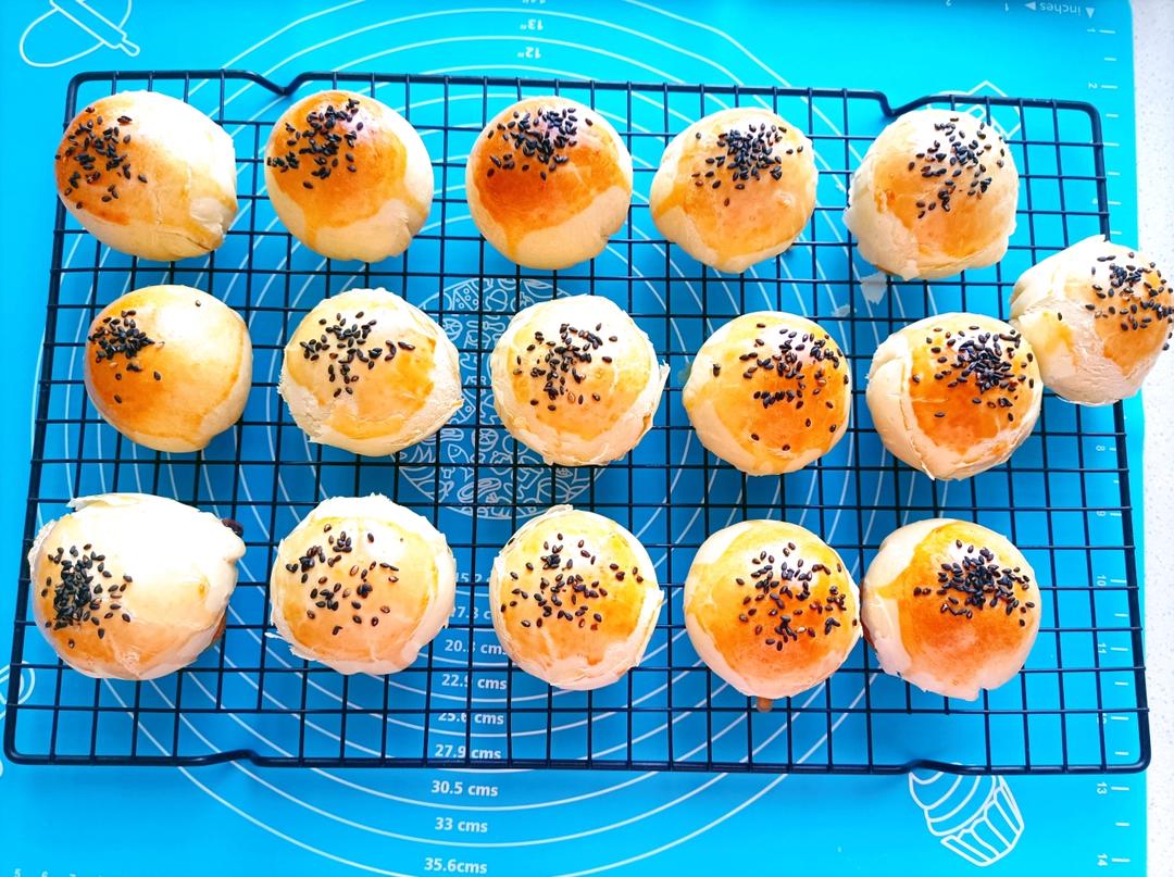 蛋黄酥酥酥（超级奶香黄油版）