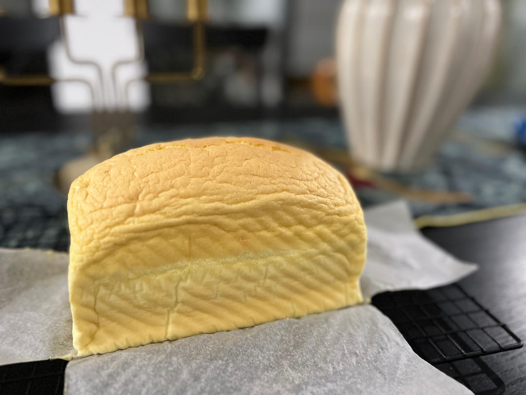 堪比柯基屁股
爆浆芝士🧀古早蛋糕