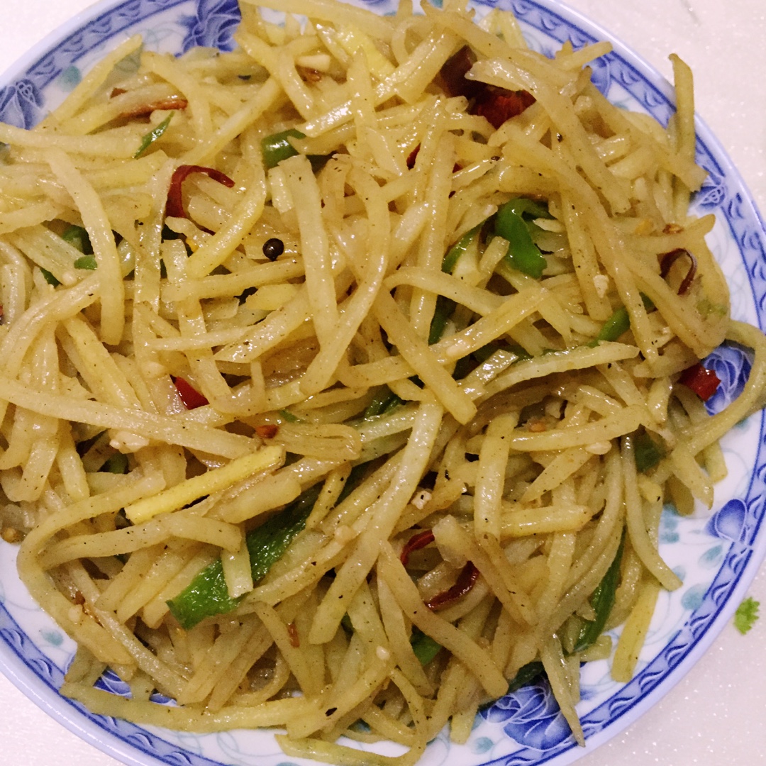 酸辣土豆丝-不用再愁不辣不酸了