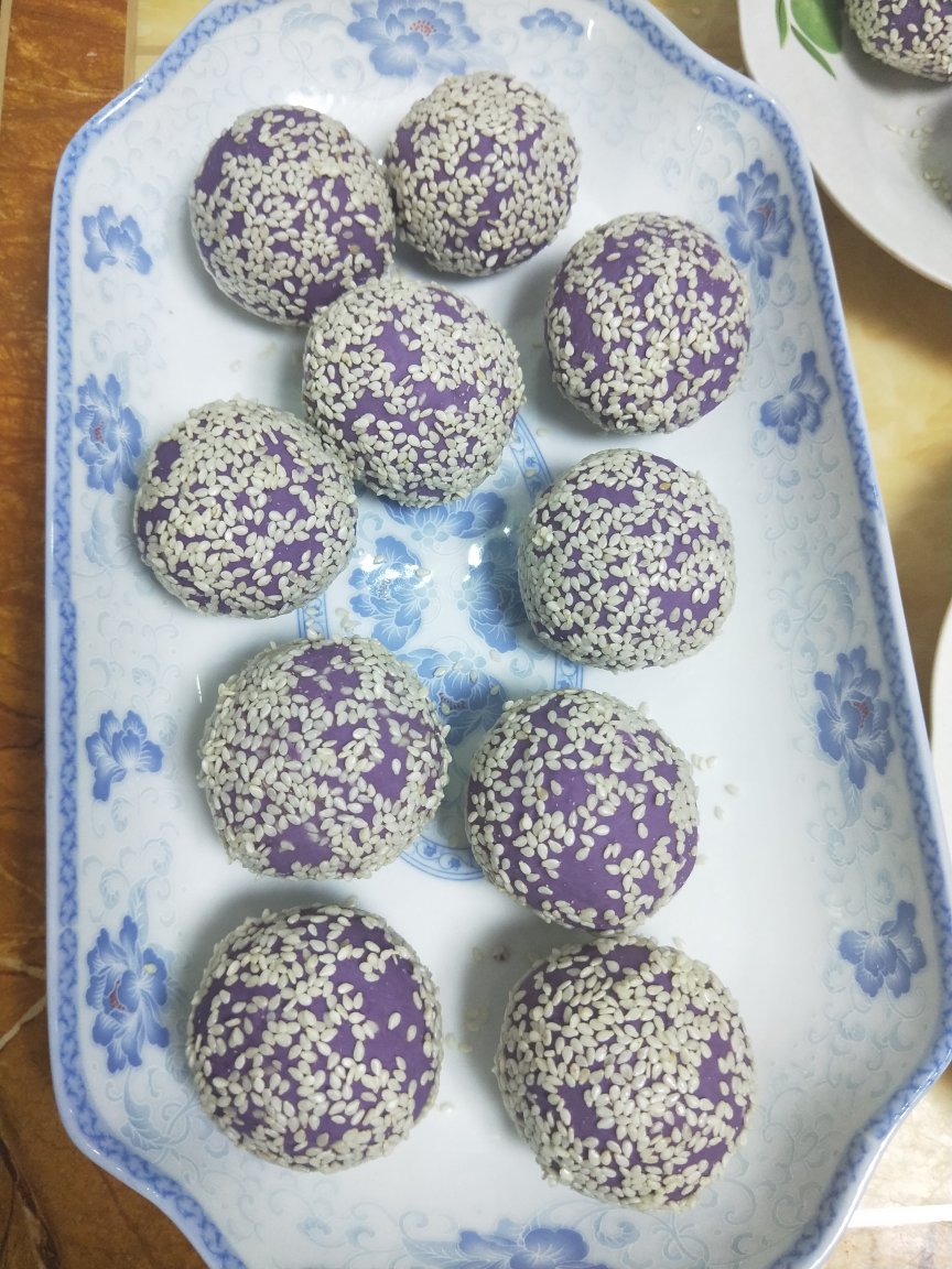 芝香紫薯小麻团