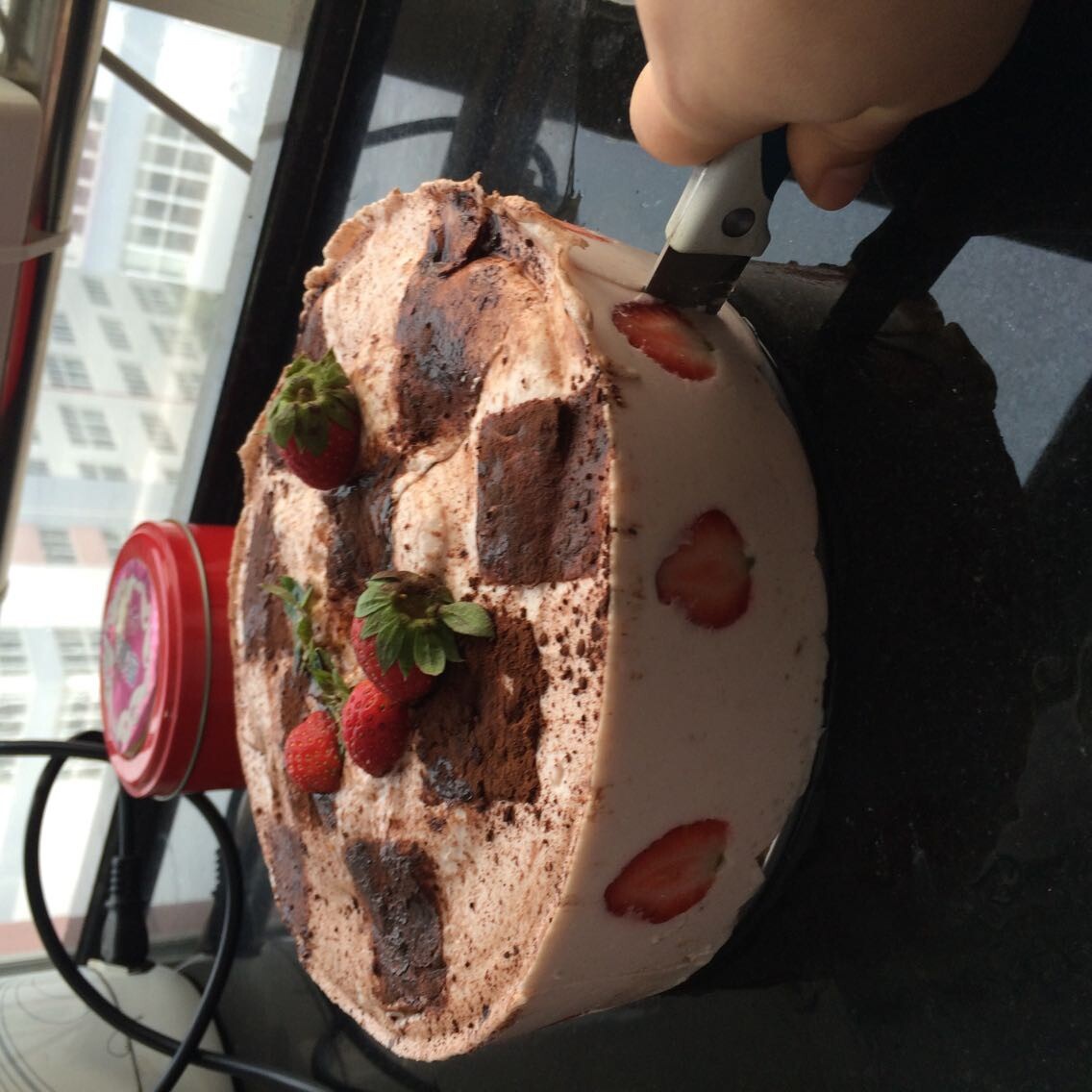 草莓酸奶慕斯蛋糕