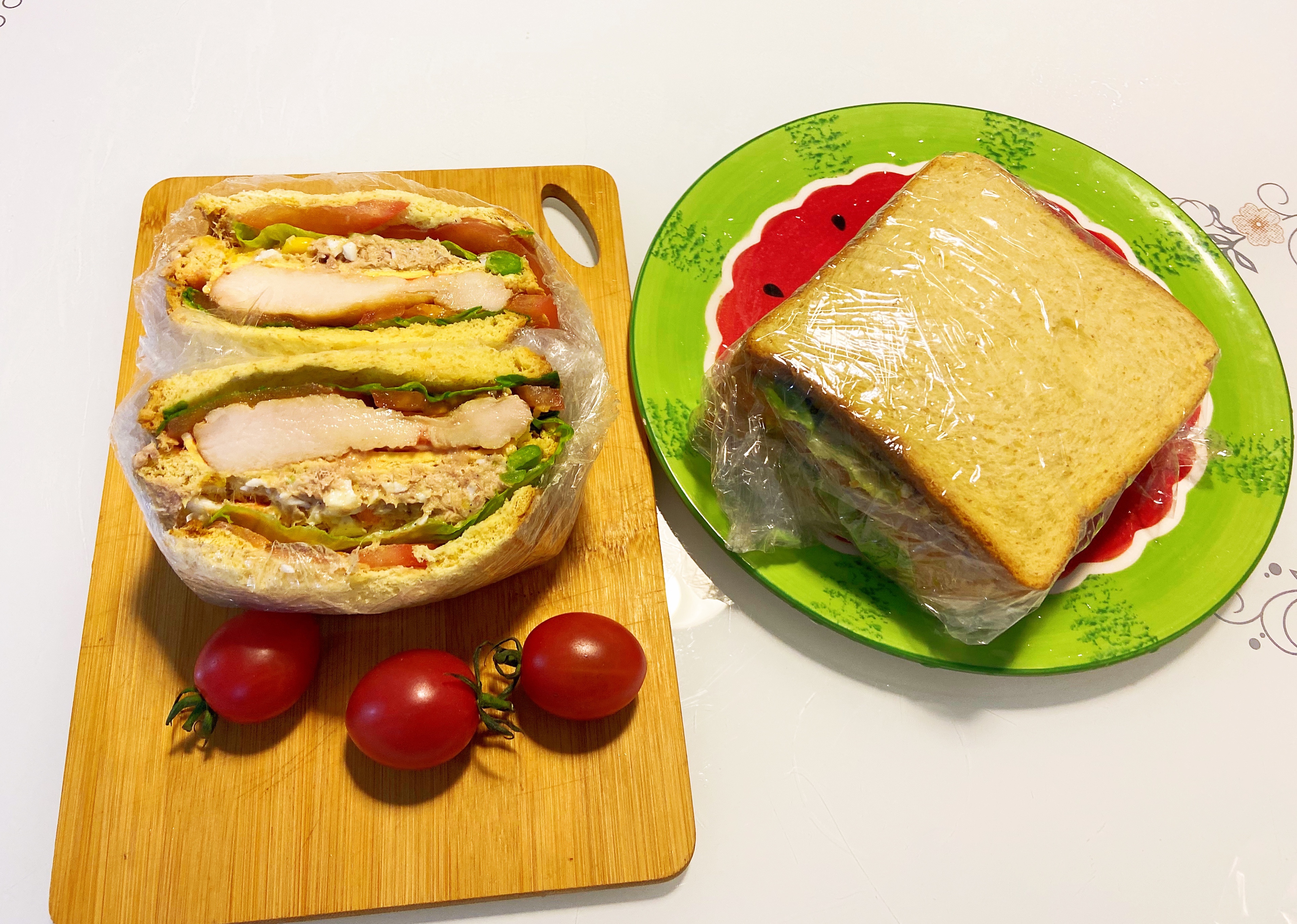 【减脂美味早餐】金枪鱼鸡胸肉三明治的做法