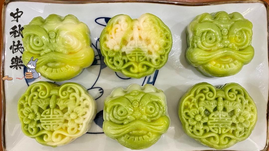 翡翠斑斓奶黄月饼