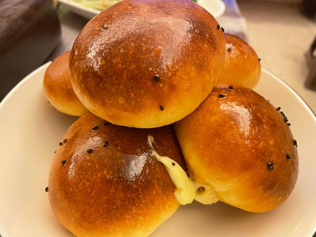 芝香黄油拉丝芝士面包