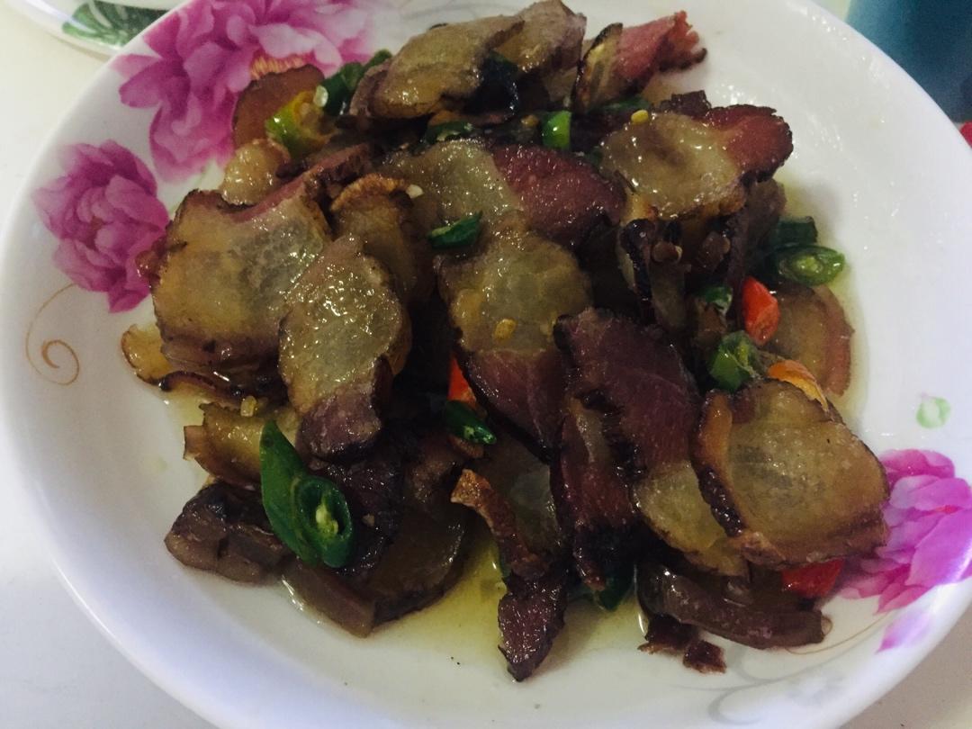 青蒜炒腊肉