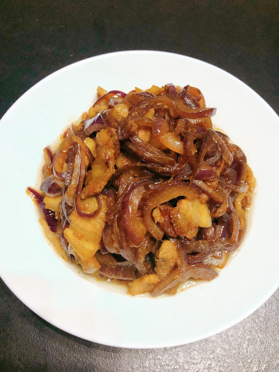 洋葱炒肉