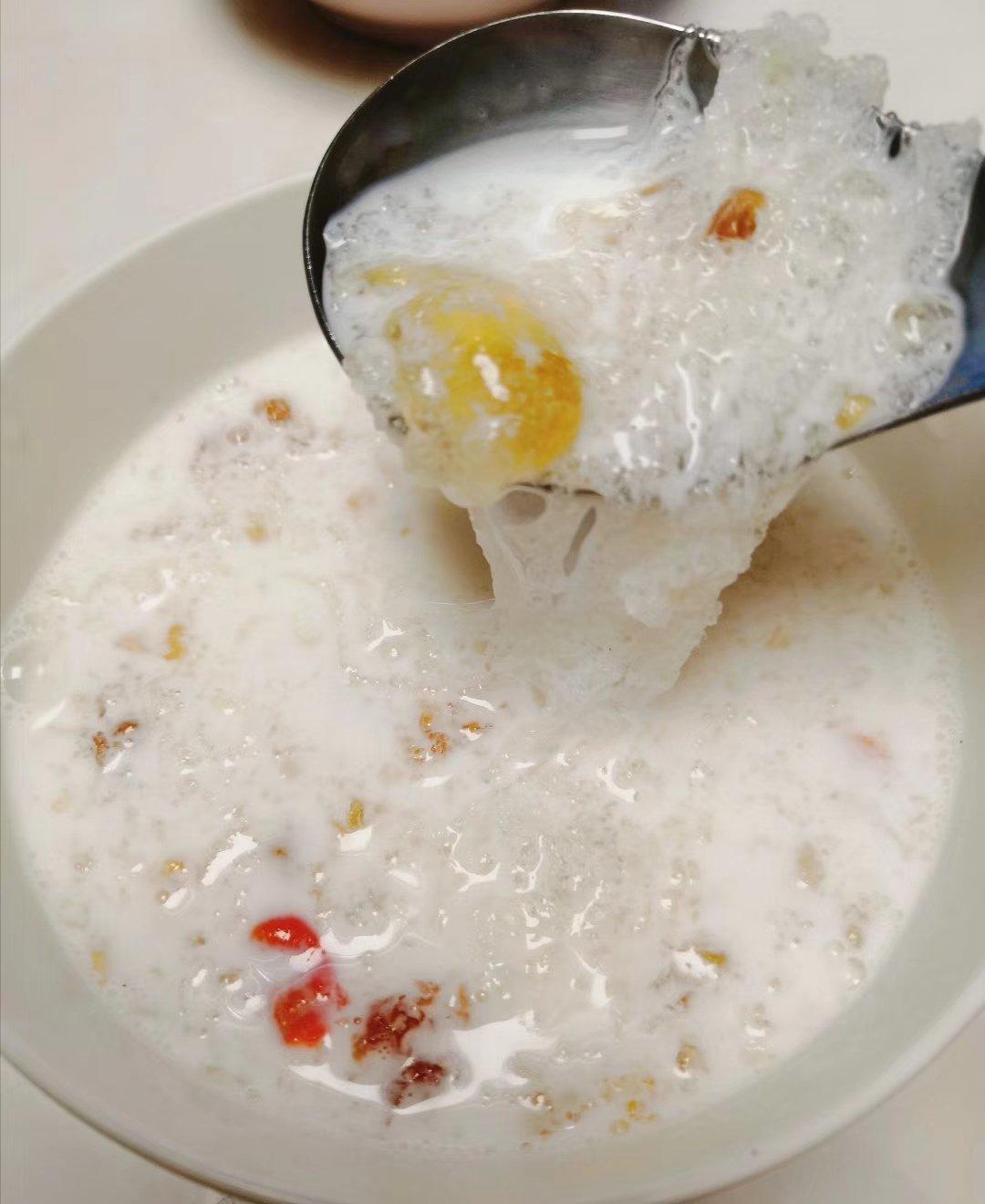 桃胶皂角米雪燕美颜羹