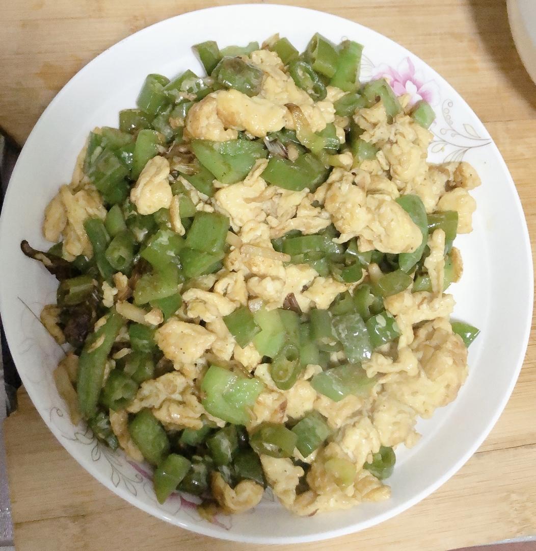 厨师长教你：“青椒炒鸡蛋”的家常做法 ,非常下饭