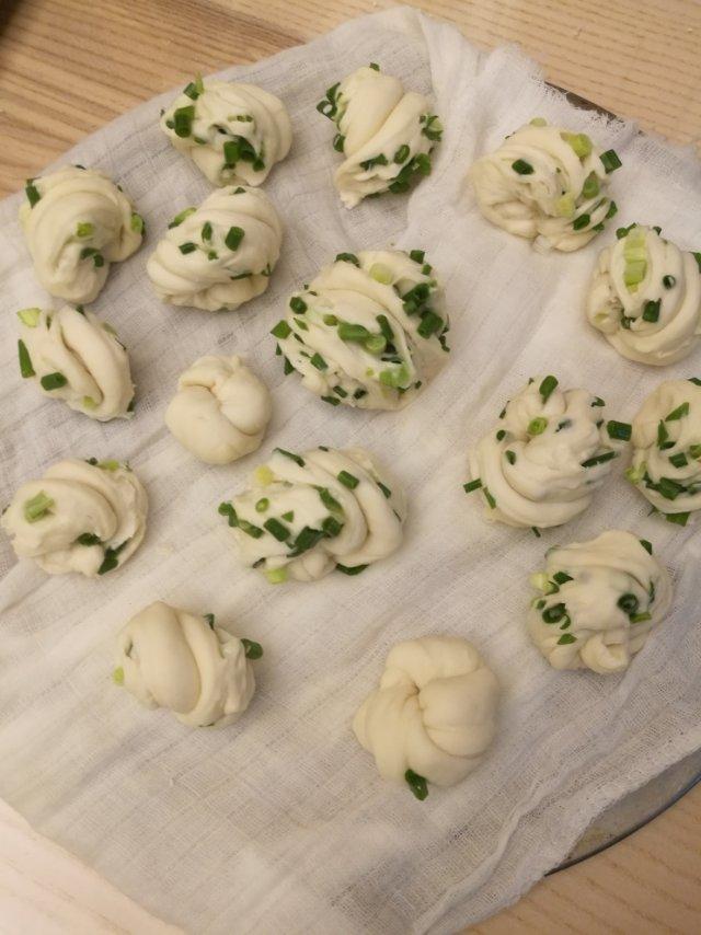 葱油花卷 Steamed Roll