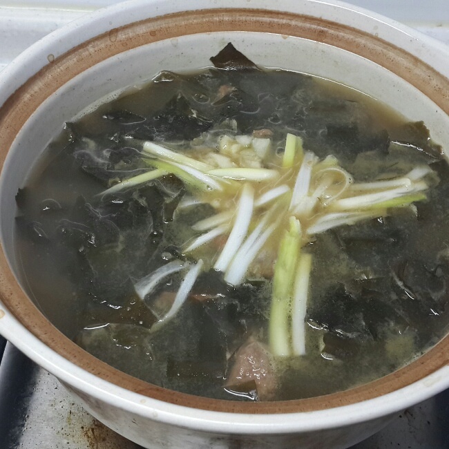 改良韩版海带汤的做法