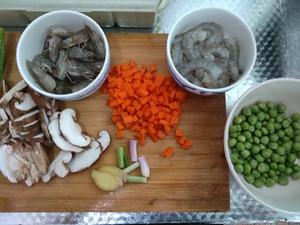 家庭版海鲜粥的做法 步骤1