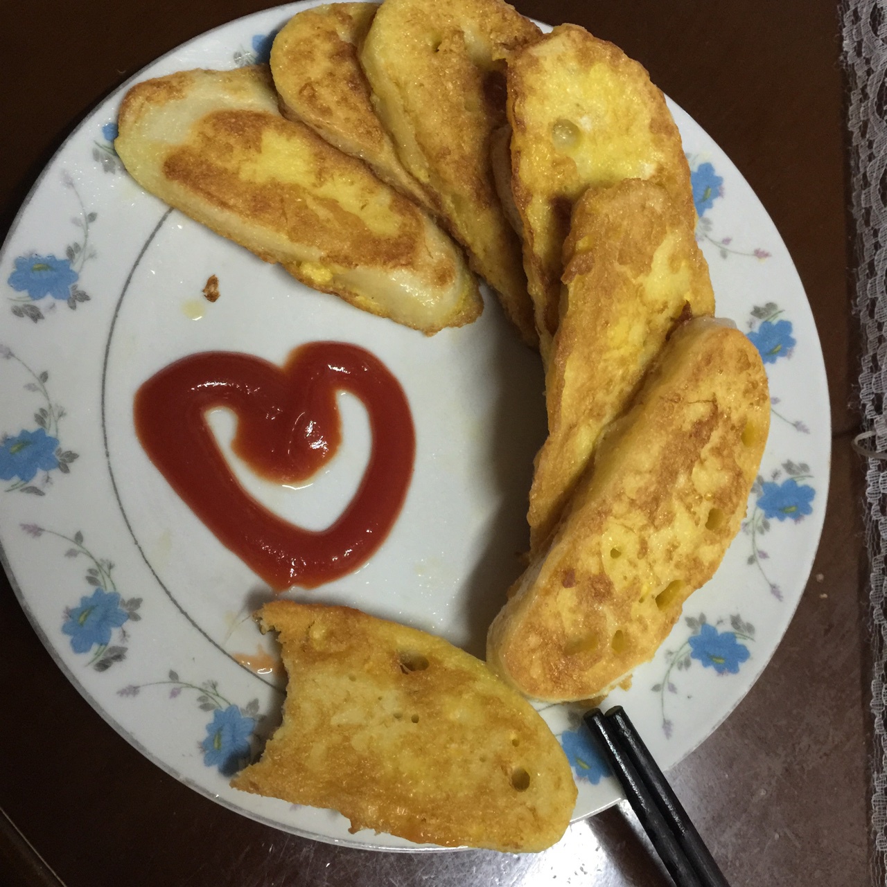 早餐鸡蛋馒头片