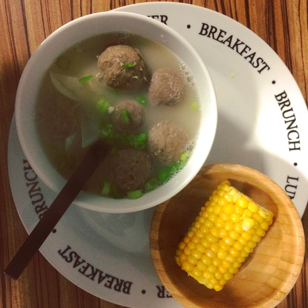 白萝卜潮汕牛肉丸清汤