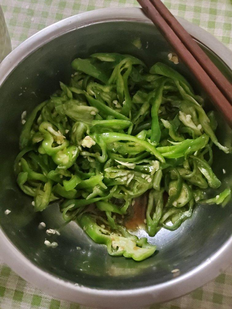 凉拌青椒丝
