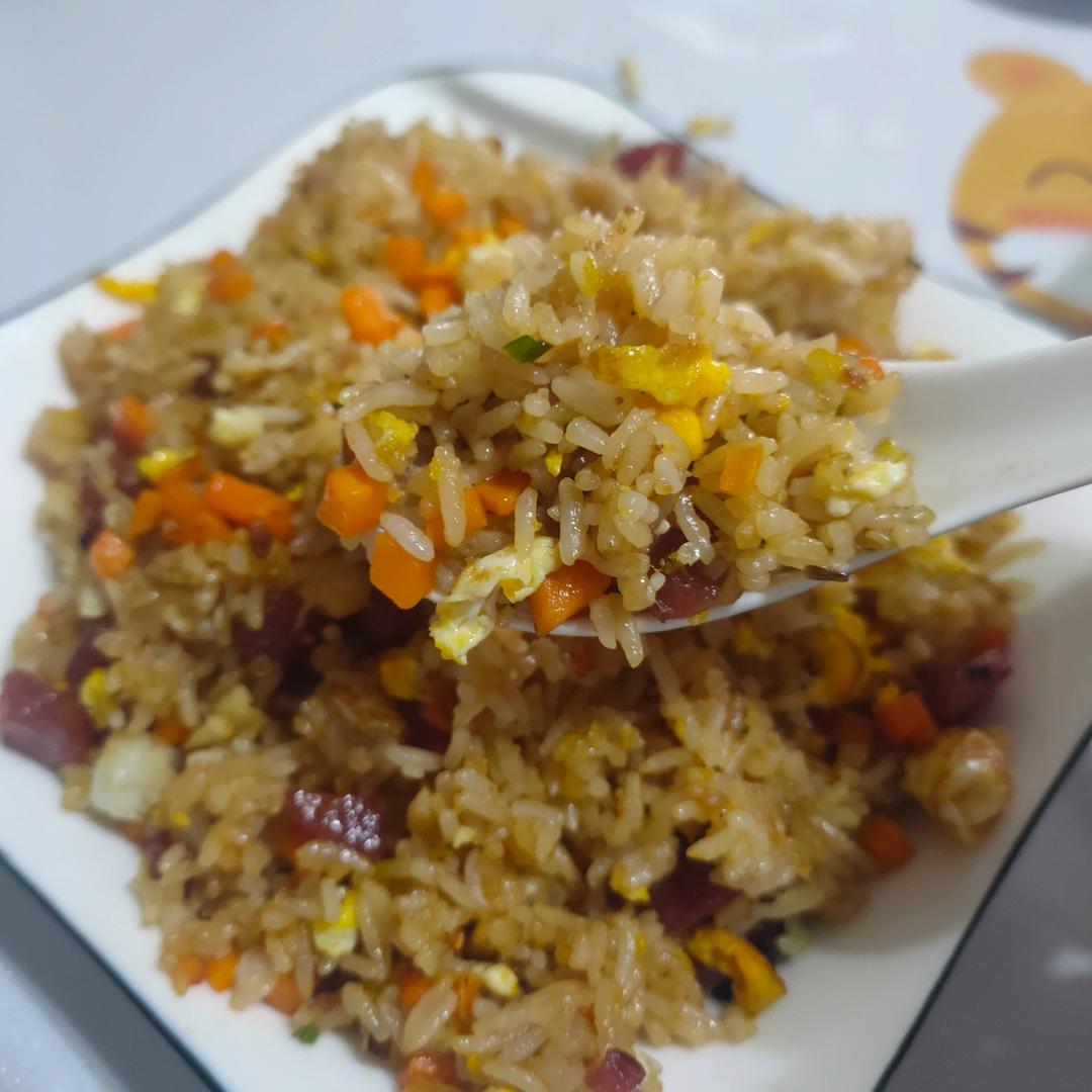 好吃到停不下来的酱油蛋炒饭