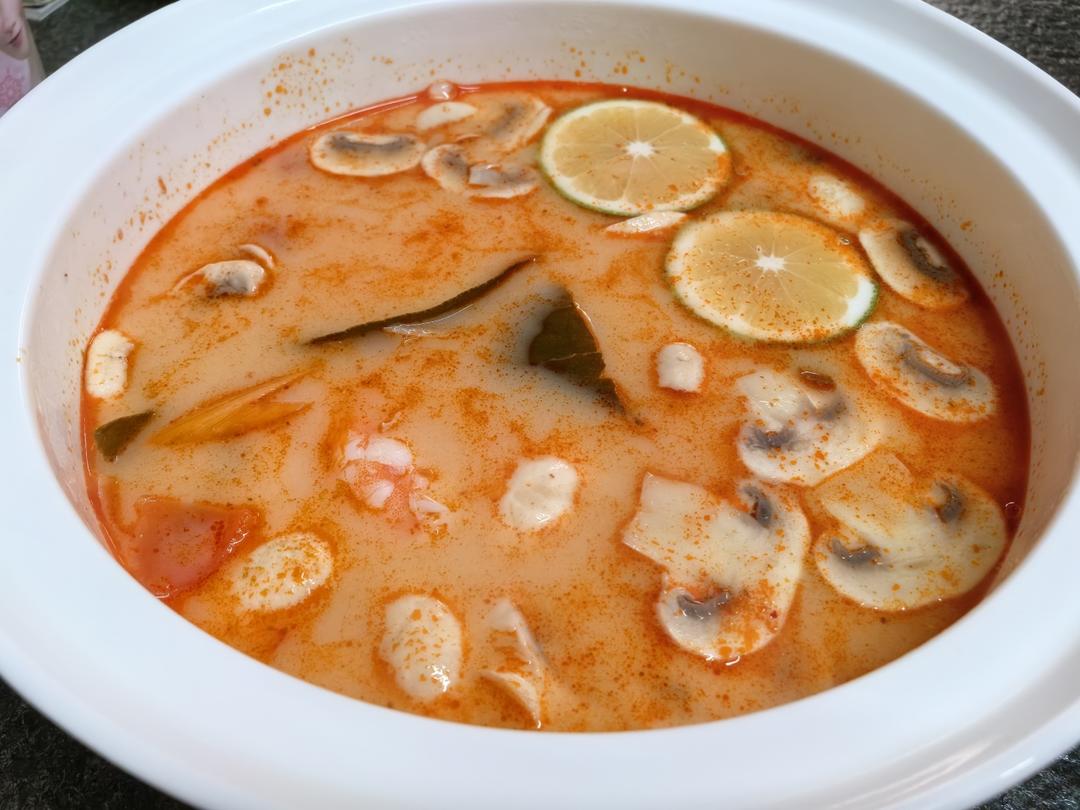 被夸爆的冬阴功汤【泰国学厨】超级好操作！