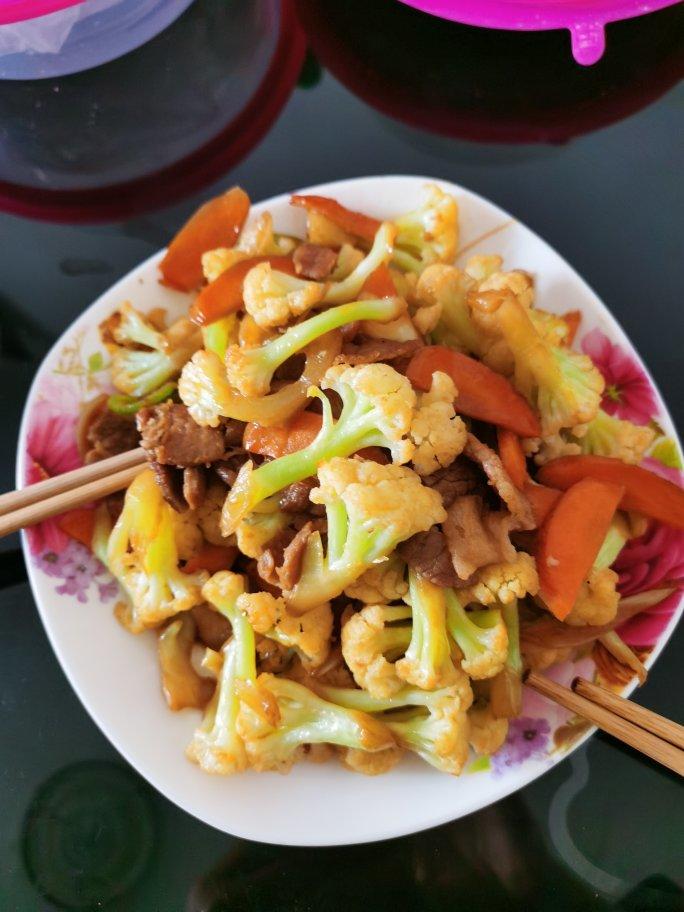 和饭店一个味道的干锅花菜