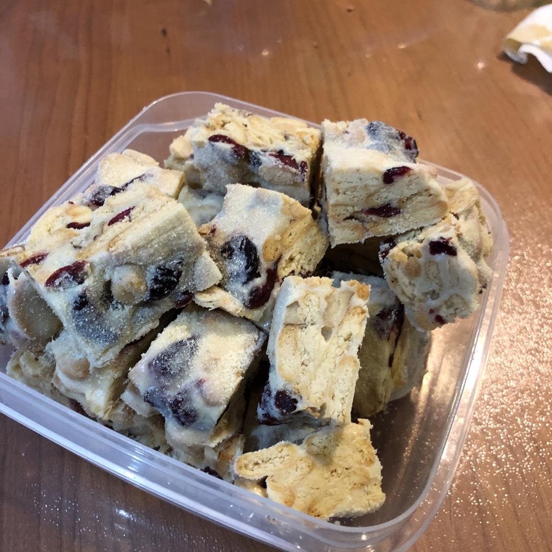 新手零失败雪花酥/牛轧糖！不甜腻！软硬适中！（内含不糊锅秘诀）