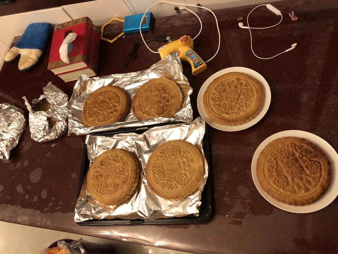 《Tinrry+》教你做广式大月饼（芋泥+麻薯+咸蛋黄肉松）