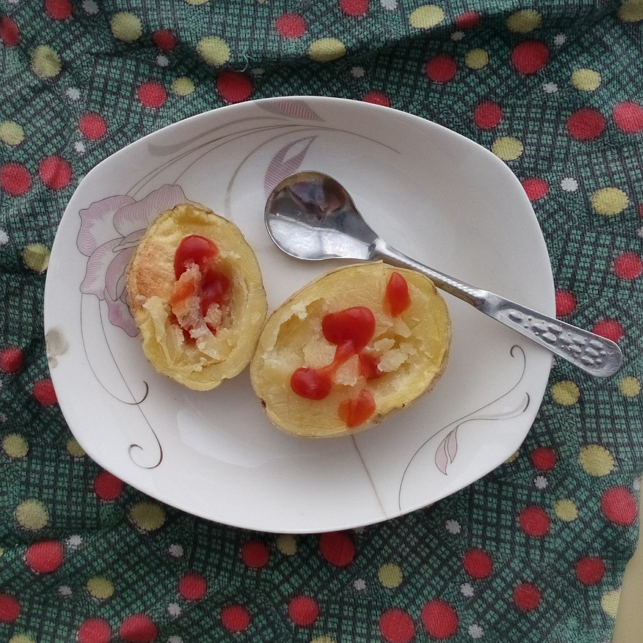科达·布莱克的超快手烤土豆（微波炉/烤箱）