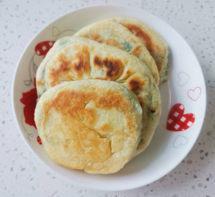 不用揉面，不用擀皮的韭菜鸡蛋发面馅饼