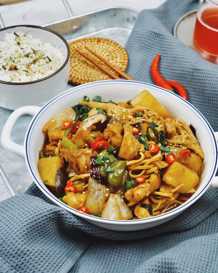 料超足的黄焖鸡