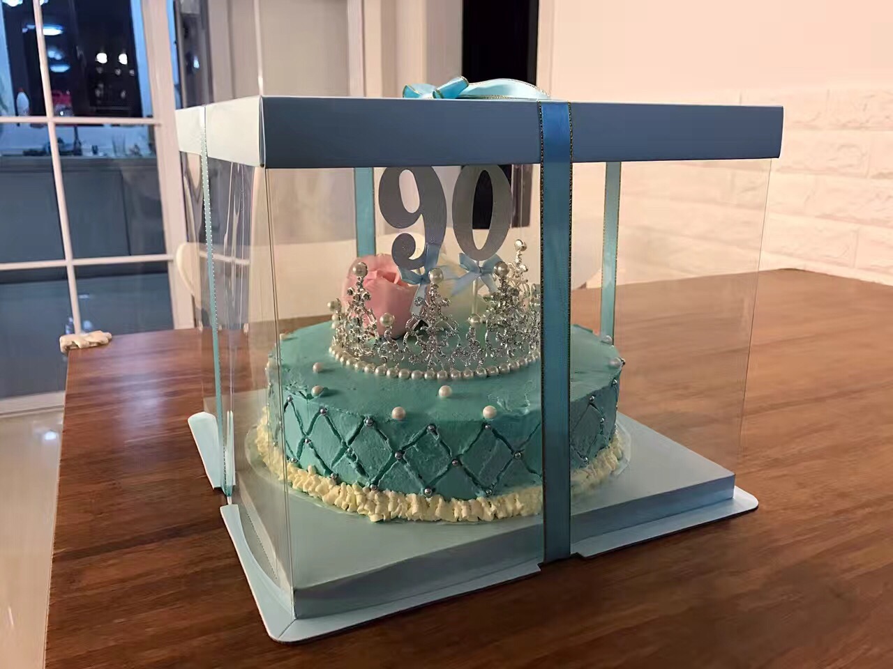 10寸珍珠皇冠生日蛋糕的做法