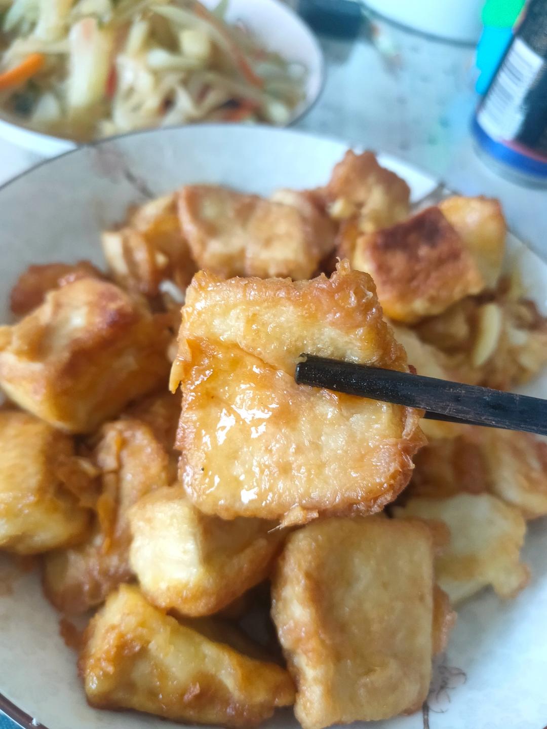 这样的【黄金脆皮豆腐】，有谁不爱？