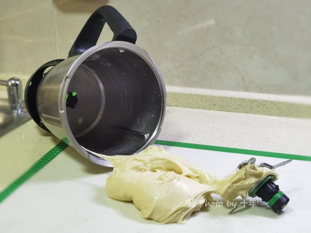 纯奶手撕吐司的做法 步骤1