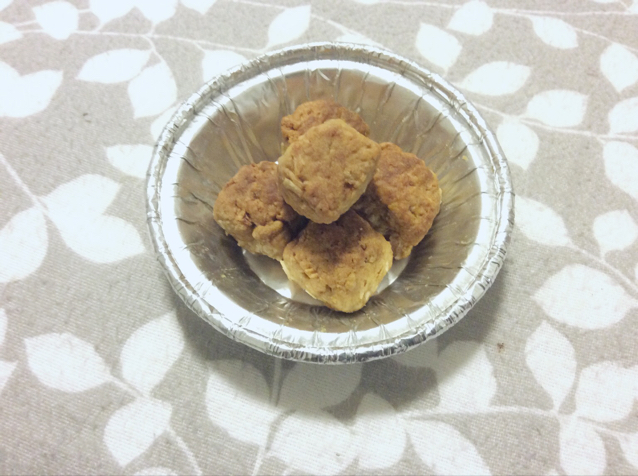小石头饼干。
